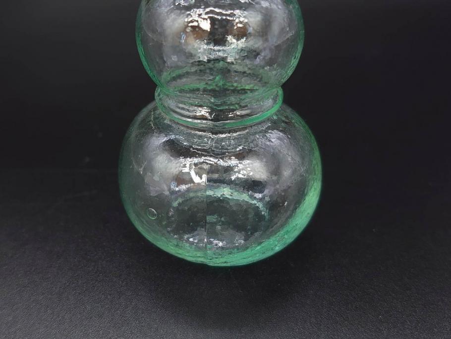 戦前　当時物　瓢箪型　気泡や絶妙なフォルムが味わいのあるニッキ水瓶5個セット(豆ガラス、ちびニッキ水、ガラス容器、駄菓子屋ビン、ペロペロ、レトロガラス、一輪挿し、ひょうたん)(R-077063)