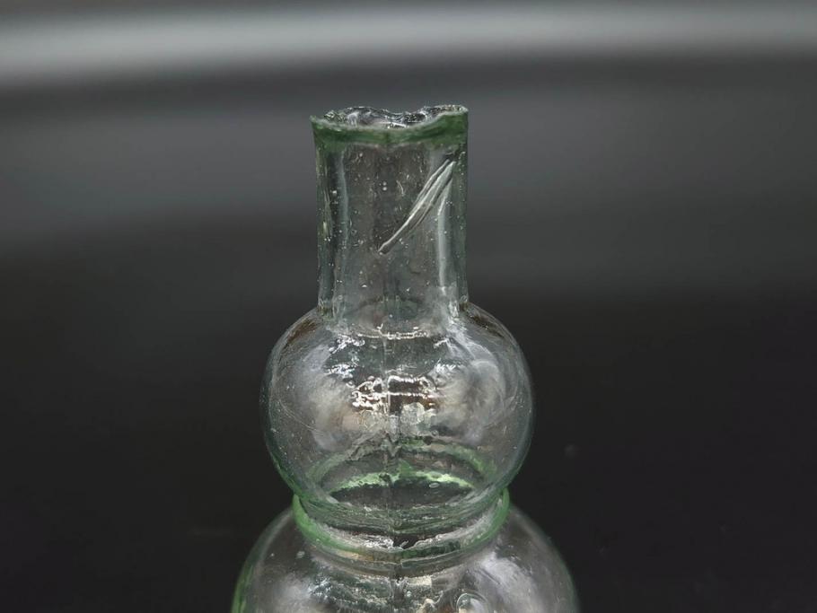 戦前　当時物　瓢箪型　気泡や絶妙なフォルムが味わいのあるニッキ水瓶5個セット(豆ガラス、ちびニッキ水、ガラス容器、駄菓子屋ビン、ペロペロ、レトロガラス、一輪挿し、ひょうたん)(R-077063)
