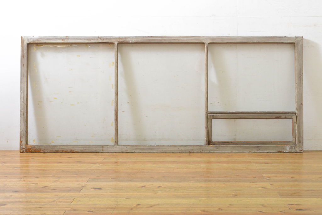 アンティーク建具　シンプルなデザインで使いやすい小窓付きガラス欄間1枚(明かり取り、明り取り、窓、建具)(R-063023)