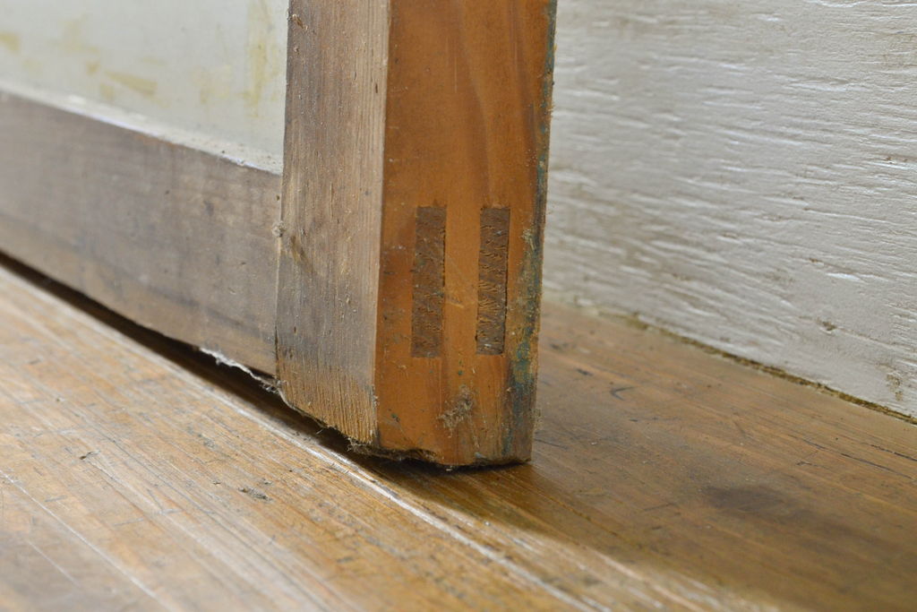 アンティーク建具　シンプルなデザインで使いやすい小窓付きガラス欄間1枚(明かり取り、明り取り、窓、建具)(R-063023)
