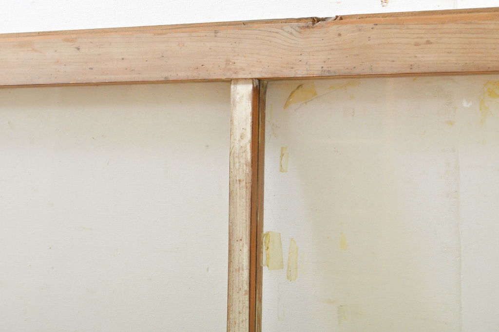 アンティーク建具　シンプルなデザインで使いやすい小窓付きガラス欄間1枚(明かり取り、明り取り、窓、建具)(R-063023)