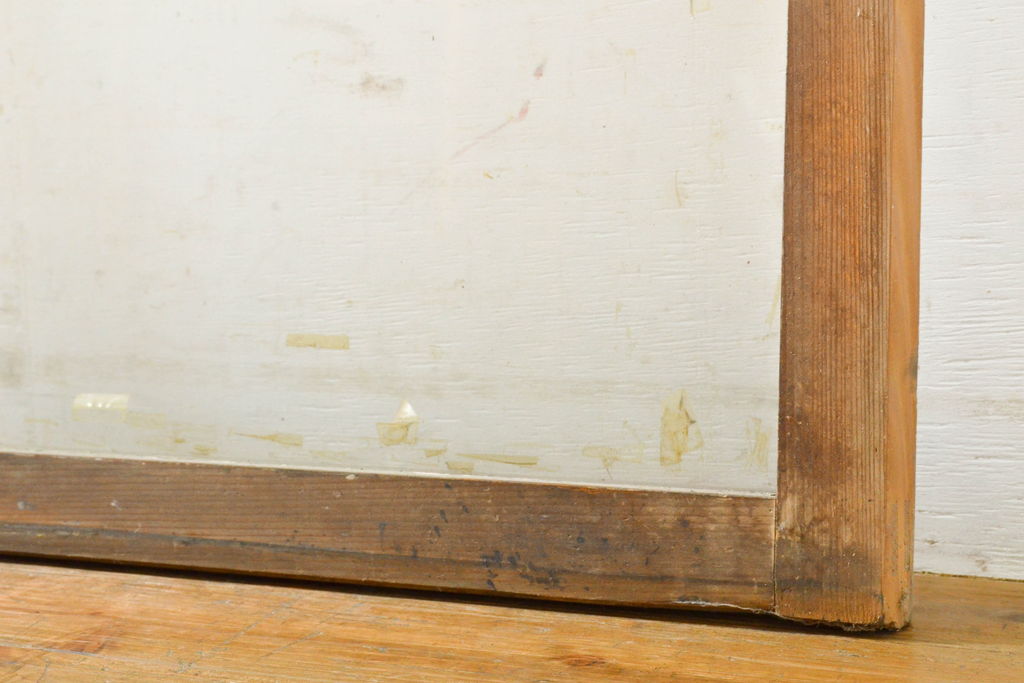 アンティーク建具　シンプルなデザインで使いやすい小窓付きガラス欄間1枚(明かり取り、明り取り、窓、建具)(R-063023)