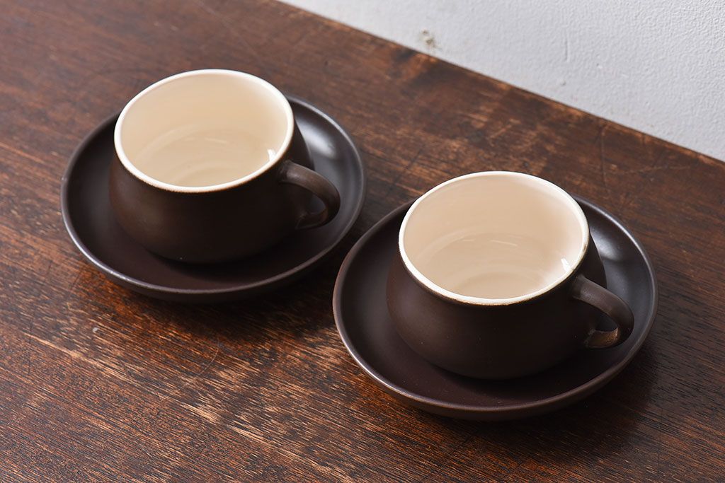 イギリスビンテージ　Honiton Pottery チョコレートブラウンのカップ&ソーサー2客セット(洋食器、陶器)(1)