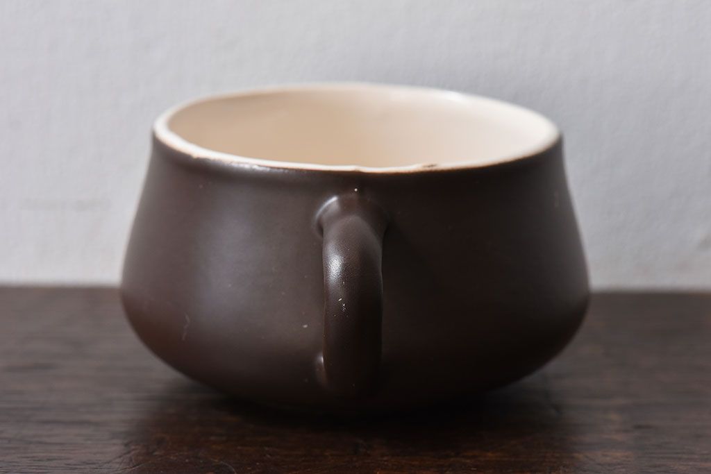 イギリスビンテージ　Honiton Pottery チョコレートブラウンのカップ&ソーサー2客セット(洋食器、陶器)(1)