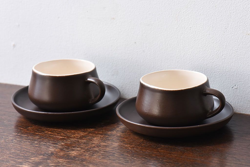 イギリスビンテージ　Honiton Pottery チョコレートブラウンのカップ&ソーサー2客セット(洋食器、陶器)(2)