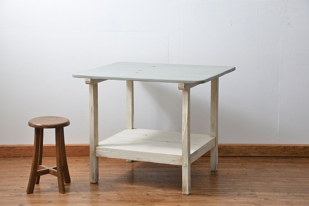 アンティーク雑貨　アンティークペイント 古い木の作業台(テーブル、机)