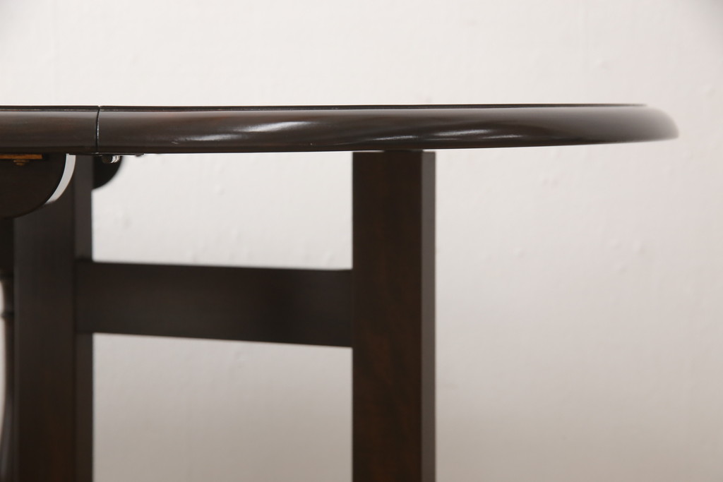 中古　美品　松本民芸家具　28型　天板を折り畳みできるクラシカルなゲートレッグテーブル(バタフライ卓)(ダイニングテーブル、バタフライテーブル、オーバルテーブル)(R-058435)