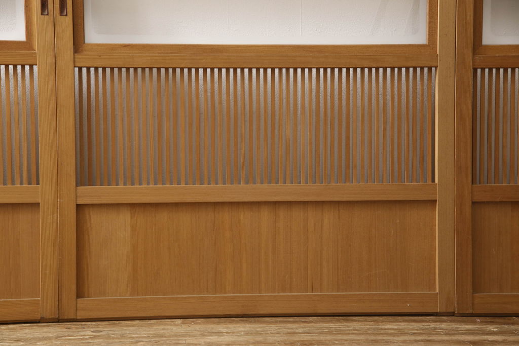 ビンテージ建具　落ち着いた和の雰囲気を演出する格子戸4枚セット(引き戸、ガラス帯戸、ヴィンテージ、建具)(R-063384)