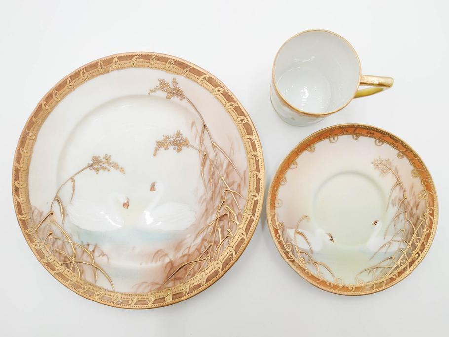 明治〜大正期　オールドノリタケ　NORITAKE　ハンドペイント　金彩　金盛　白鳥葦文　優雅な雰囲気漂うポット・カップ&ソーサー4客・プレート5枚セット(トリオ、デミタス、コーヒー、C&S、碗皿)(R-083678)