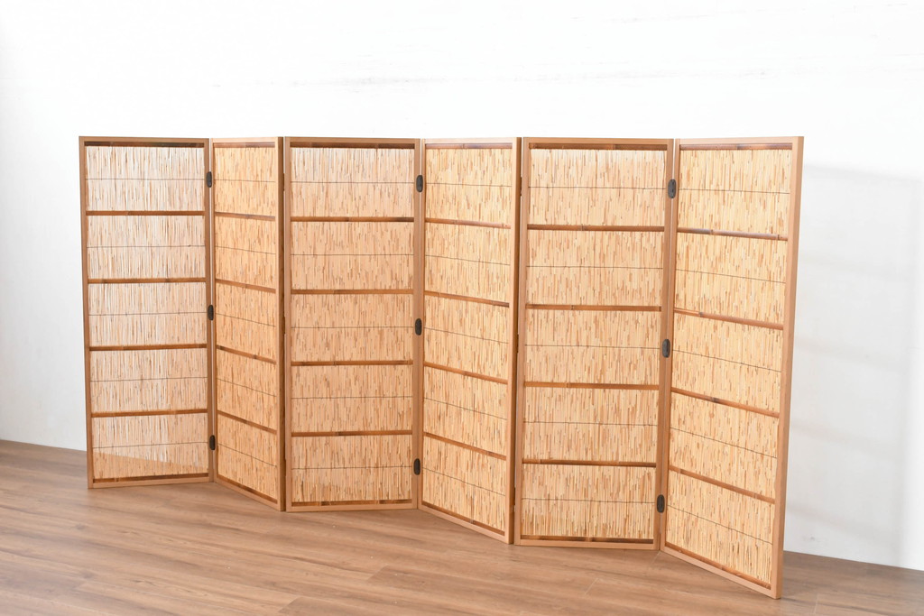 中古　未使用　展示品　茶道具　優しい木の温もり溢れる6枚折りの花寄屏風(衝立て、つい立て、パーテーション、仕切り、6連、六連)(定価約21万円)(R-083626)