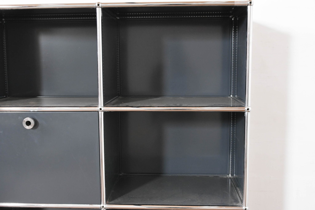 中古　美品　スイス　USMハラー(USM Haller)　洗練されたデザインで収納と美観を両立させるオープンラック(キャビネット、収納棚、飾り棚、陳列棚、店舗什器)(定価約60万円)(R-083791)