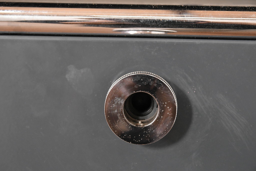 中古　美品　スイス　USMハラー(USM Haller)　洗練されたデザインで収納と美観を両立させるオープンラック(キャビネット、収納棚、飾り棚、陳列棚、店舗什器)(定価約60万円)(R-083791)