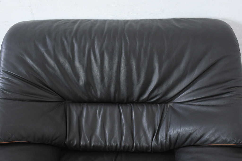 ドイツビンテージ　美品　オールド ヒモラ(himolla)　名門椅子工房オオタで張り替え済み　本革(レザー)　極上のリラックス空間を演出する一人掛けソファ2脚セット(1人掛けソファ、一人掛け、1P、アームソファ、ラウンジソファ、ヴィンテージ、バラ売り可能)(R-083588)