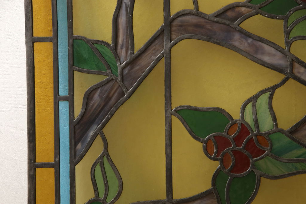 和製アンティーク　華やかな花の図柄が存在感を放つステンドグラス1枚(明り取り、明かり取り、窓)(R-062933)