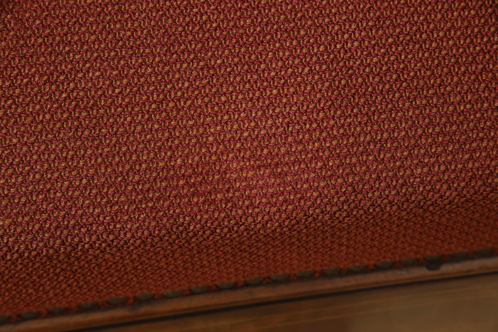 アンティーク家具　フランスアンティーク　マホガニー材　象嵌入り　優雅なフォルムが美しいフランスアンティークの 2人掛けアームソファ(ラブソファ、アームソファ、3人掛け)(R-059668)