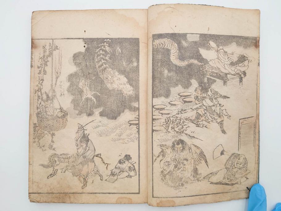 葛飾北斎　「北斎漫画」　二編(2編)　四編(4編)　浮世絵　木版画　2冊セット(画集、絵手本、和本、古書)(R-083696)