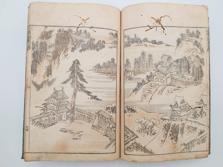 葛飾北斎　「北斎漫画」　二編(2編)　四編(4編)　浮世絵　木版画　2冊セット(画集、絵手本、和本、古書)(R-083696)