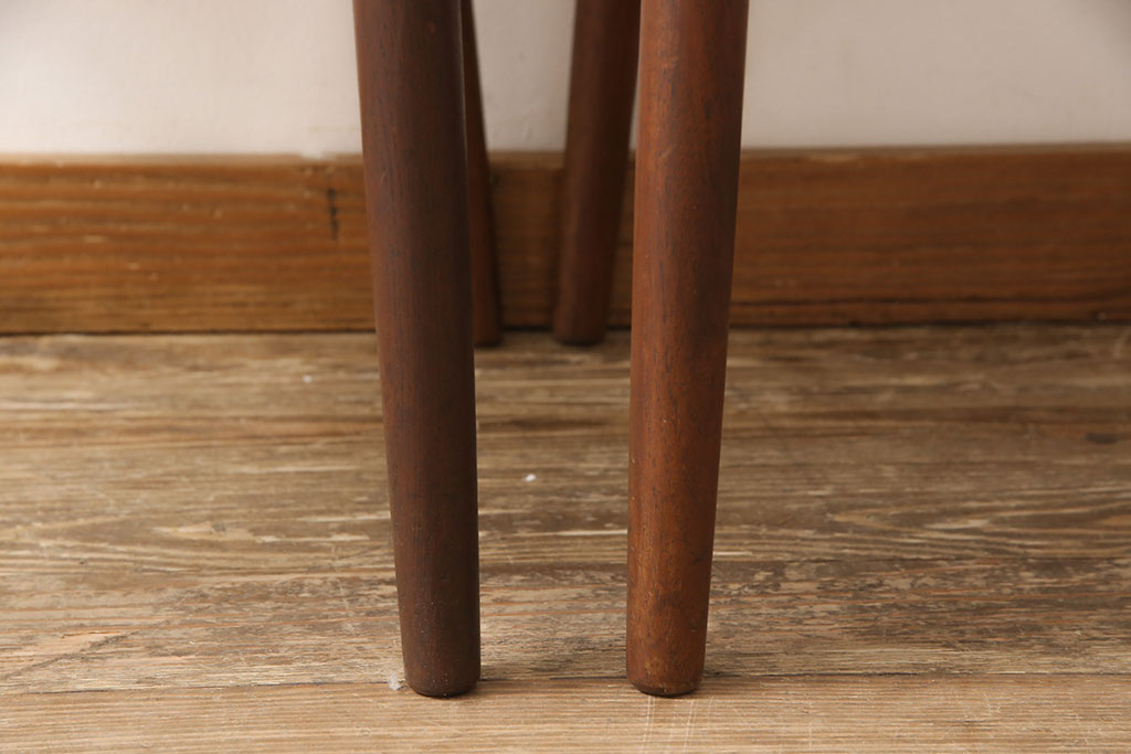 デンマークヴィンテージ　チーク材　濃い木色が味わい深いダイニングチェア2脚セット(椅子、イス、ビンテージ)(R-051467)