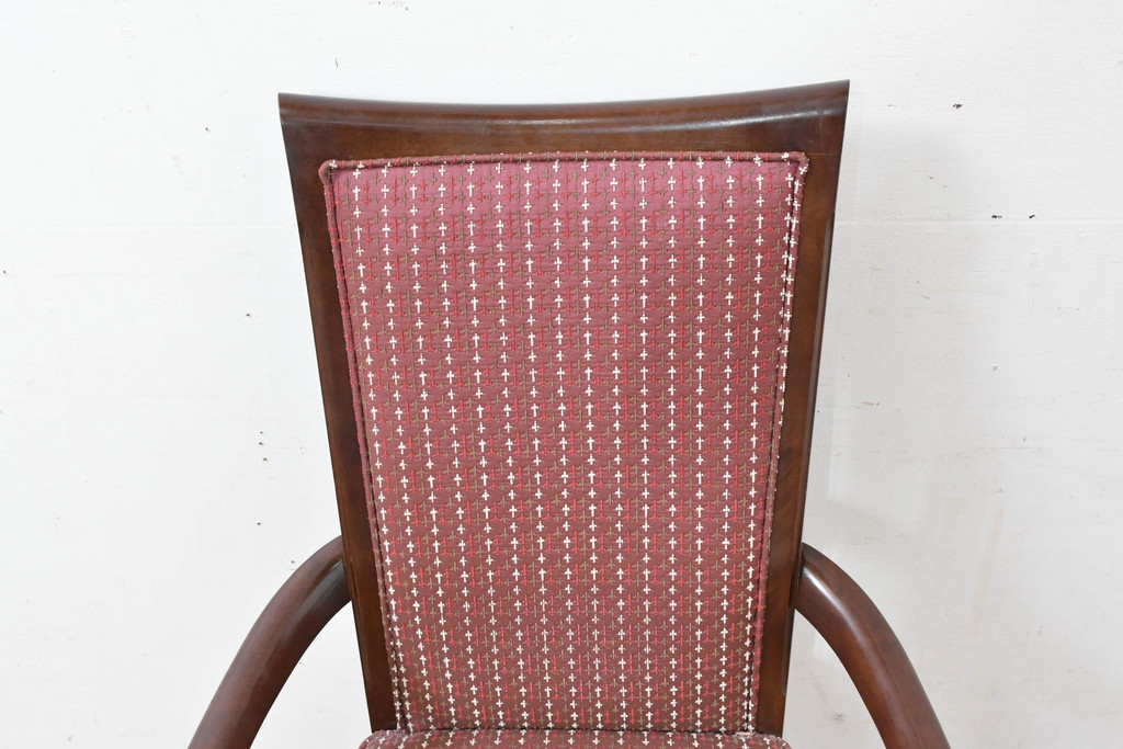 中古　美品　maruni(マルニ木工)　地中海ロイヤルシリーズ(ROYAL)　あらゆるシーンに気品を添える逸品のカンヌアームチェア(ダイニングチェア、椅子、イス)(定価約10万円)(R-083802)