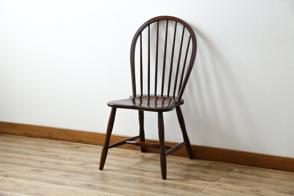 中古　超美品　松本民芸家具　シックな佇まいが魅力的な#72型・リーチチェア(ダイニングチェア、ウィンザーチェア、板座チェア、椅子、ウインザーチェア)(定価約98000円)(R-082684)