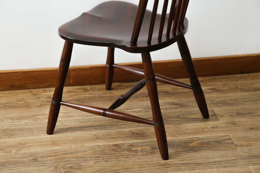 中古　超美品　松本民芸家具　シックな佇まいが魅力的な#72型・リーチチェア(ダイニングチェア、ウィンザーチェア、板座チェア、椅子、ウインザーチェア)(定価約98000円)(R-082684)
