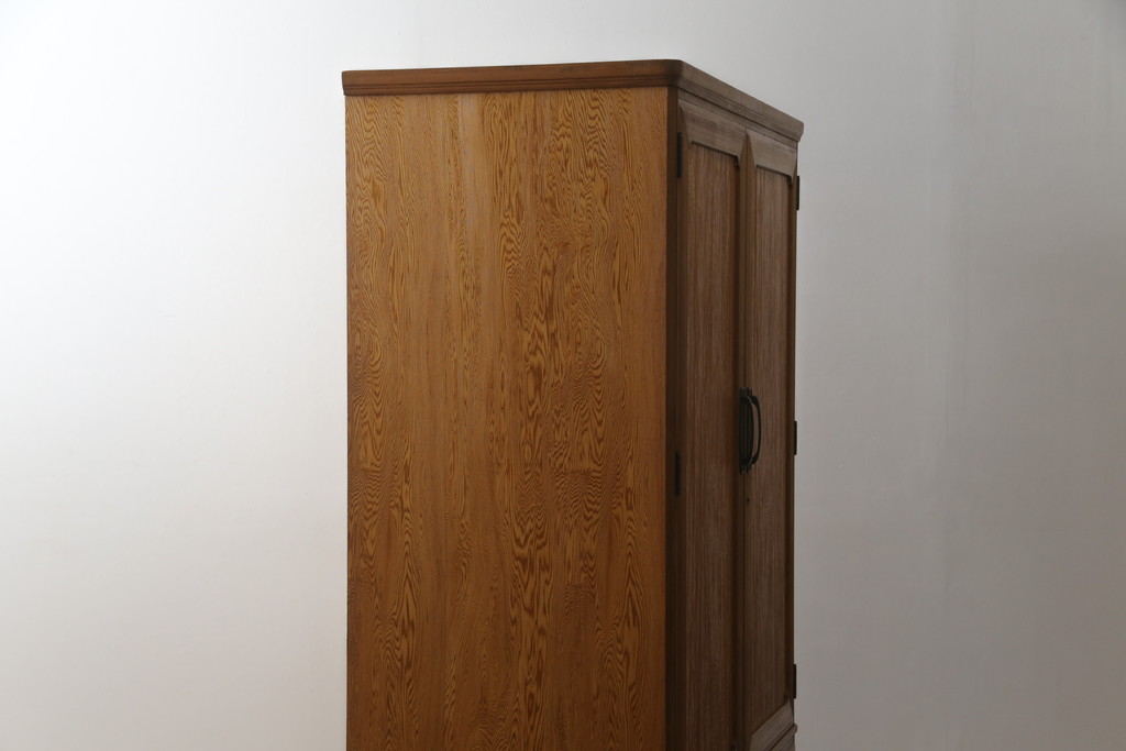 中古　美品　屋久杉　密に詰まった杢目が美しいワードローブ(定価約70万円)(洋服タンス、収納棚)(R-057634)