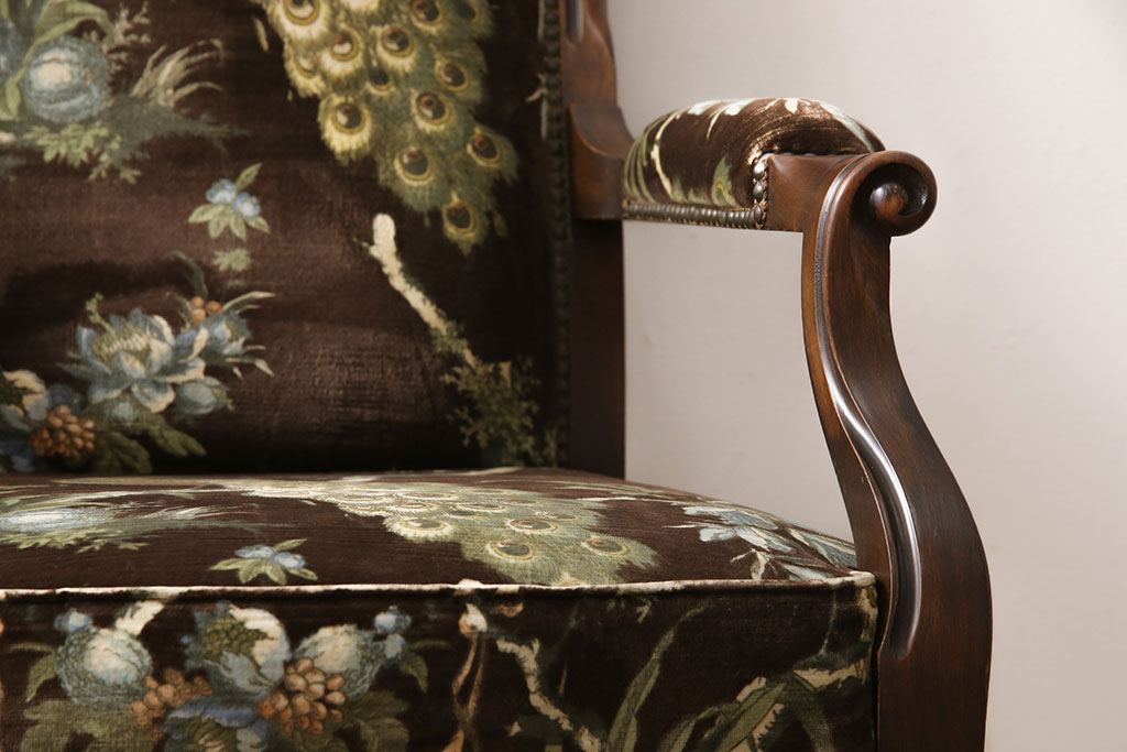 イタリアビンテージ　絶版品　イタリア高級家具　SELVA(セルバ)社製　オリエンタルな雰囲気が魅力の希少なラウンジアームチェア(椅子、ヴィンテージ)(R-053381)