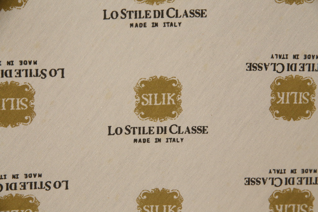 中古　イタリア高級家具　SILIK(シリック)　ロココ調　優雅で上品な空間づくりにぴったりな1人掛けソファ(一人掛けソファ、1P、アームソファ)(R-075092)