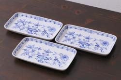 【骨董買取】MEISSEN(マイセン)　ブルーオニオン　トレイ(角プレート、花、フラワー)を買取りました。