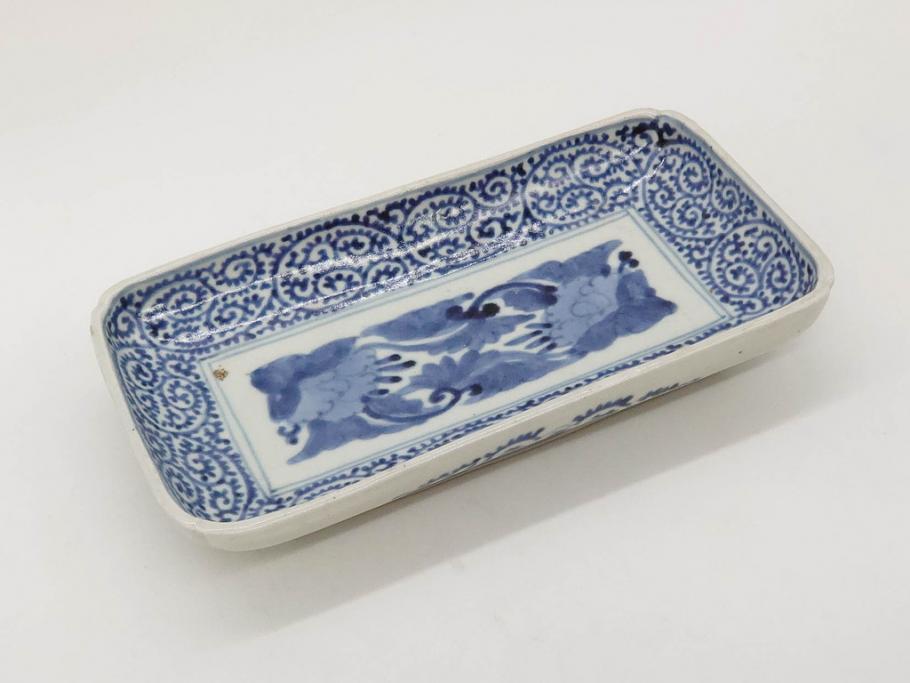 江戸期　古伊万里　染付　富貴長春　約21.5cm　7.1寸　牡丹蛸唐草文　細やかで力強く描かれた文様が魅力的な長皿(七寸一分、和食器、和皿)(R-077134)