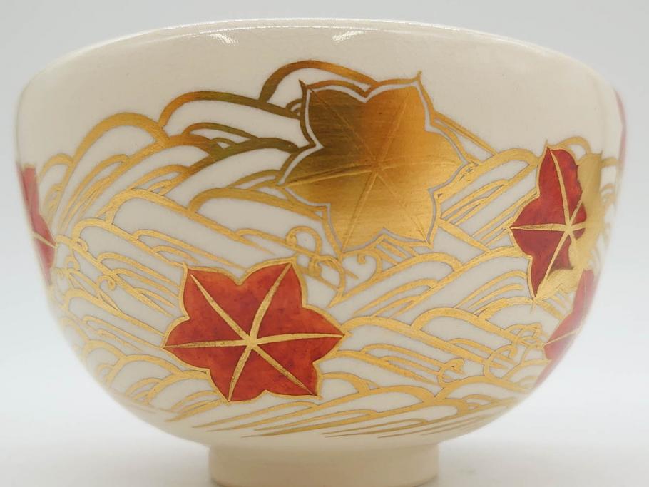 竜谷焼　宮川香雲　鵬雲斉書付　金彩色絵　約13cm　4.3寸　龍田川　紅葉の図が雅やかな茶碗(京焼、龍谷窯、和食器、抹茶碗、茶道具、茶器、共布、共箱付き、四寸三分)(R-077161)