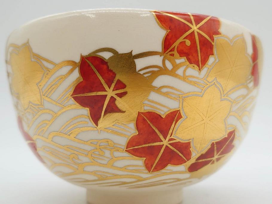 竜谷焼　宮川香雲　鵬雲斉書付　金彩色絵　約13cm　4.3寸　龍田川　紅葉の図が雅やかな茶碗(京焼、龍谷窯、和食器、抹茶碗、茶道具、茶器、共布、共箱付き、四寸三分)(R-077161)