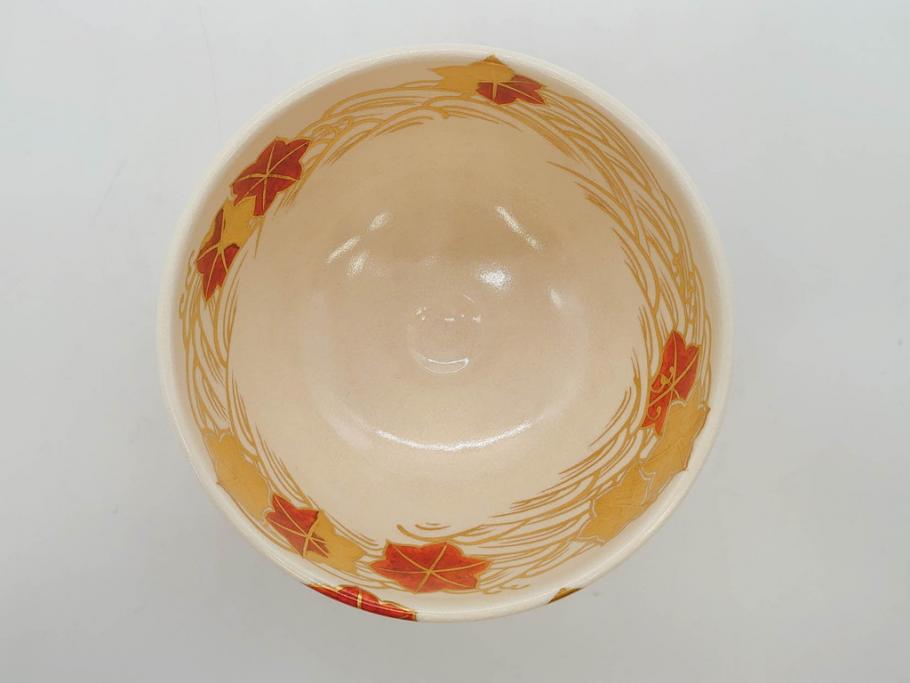 竜谷焼　宮川香雲　鵬雲斉書付　金彩色絵　約13cm　4.3寸　龍田川　紅葉の図が雅やかな茶碗(京焼、龍谷窯、和食器、抹茶碗、茶道具、茶器、共布、共箱付き、四寸三分)(R-077161)