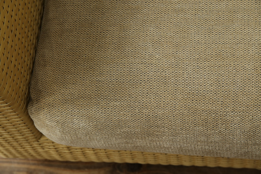 中古　美品　arflex(アルフレックス)　A・SOFA (エー・ソファ) HOLIDAYS(ホリデイズ)　本革(レザー)　水牛革を編み込んだ涼しげなデザインがおしゃれな一人掛けソファ(アームソファ、ラウンジソファ、1人掛け、1P)(定価約26万円)(R-080323)
