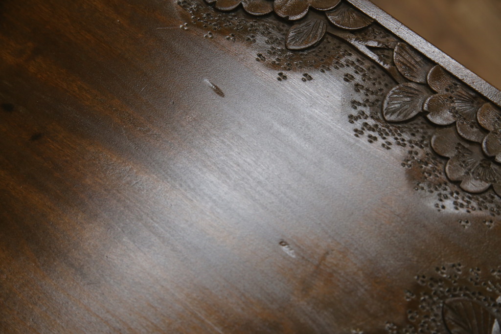 中古　軽井沢彫り　満開の桜の彫刻が見事なチェスト(引き出し、衣装たんす、収納箪笥)(R-065220)