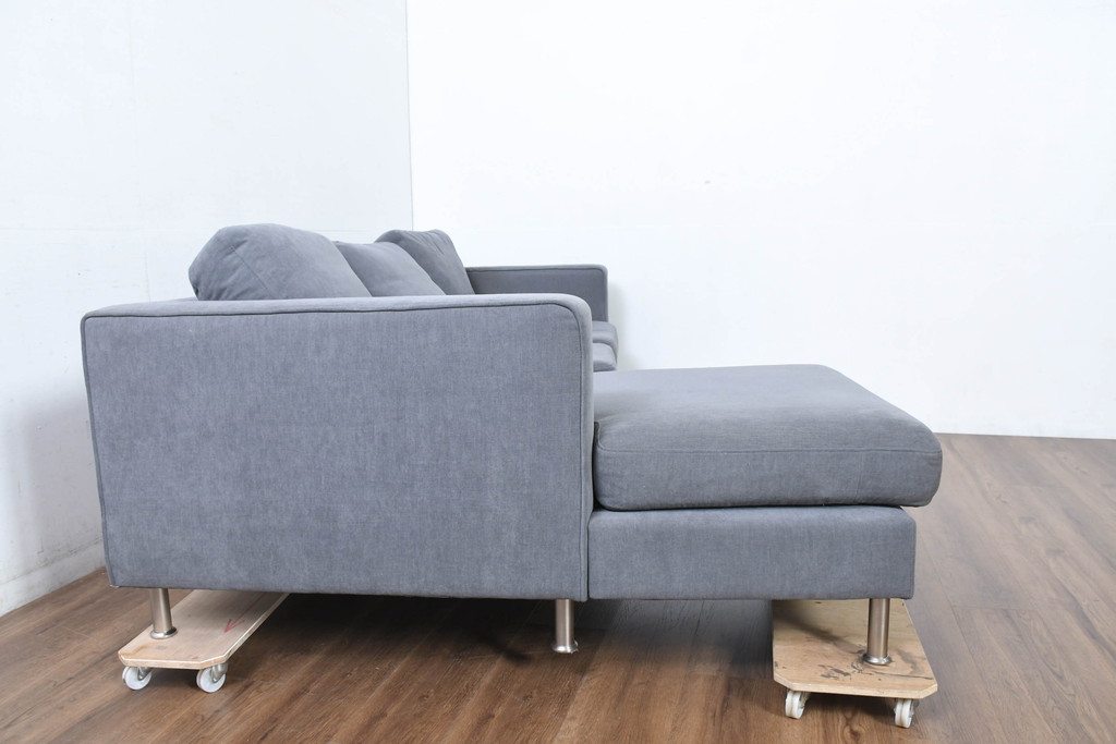 中古　美品　BoConcept(ボーコンセプト)　ゆったりとした座り心地が楽しめる落ち着いた色味のL字型ソファ(3人掛け、2人掛け、3P、2P、カウチソファ、コーナーソファ)(定価推定約40万円)(R-083238)