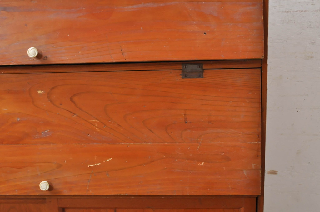 和製アンティーク　昔なつかしいレトロなパタパタ下駄箱(シューズボックス、収納棚、戸棚、靴箱、玄関収納)(R-068364)