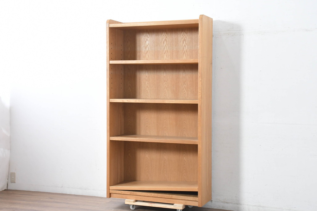中古　美品　重厚　国産職人手作り　ぶ厚い楢(ナラ)材のシンプルな本棚(飾り棚、オープンシェルフ、ブックシェルフ、オープンラック、収納棚)(製作費約30万円)(R-083576)