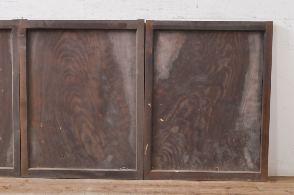 アンティーク建具　杉材　落ち着いた和の空間を演出する板戸窓4枚セット(引き戸)(R-068300)