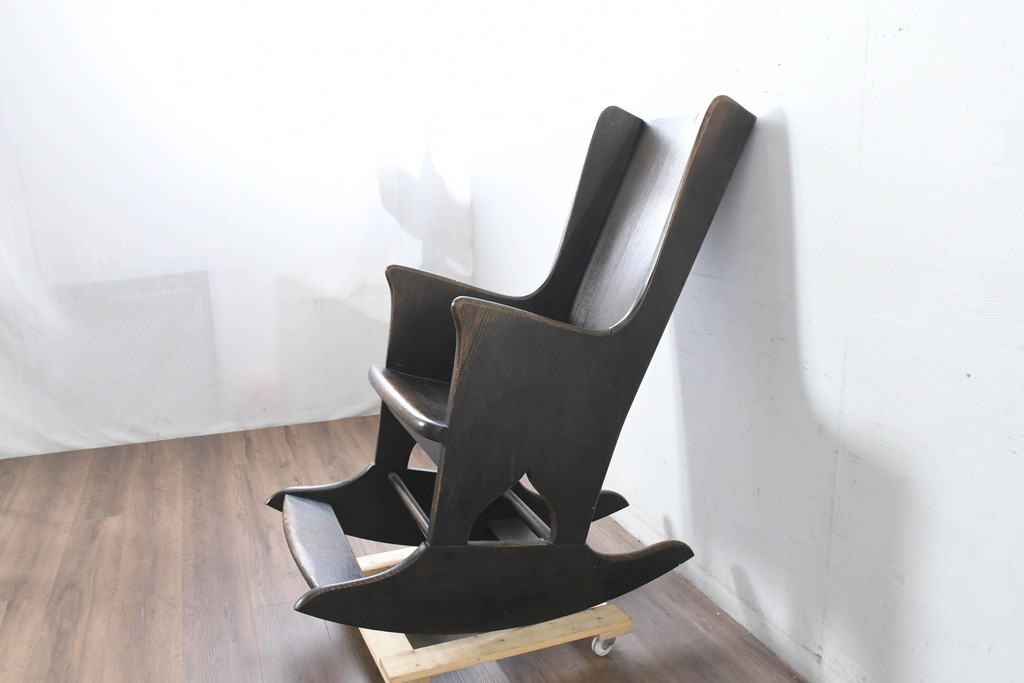 中古　美品　飛騨産業　キツツキ　PROVINCIAL(プロヴィンシャル・プロビンシャル)　木のぬくもりが感じられるウイングロッカー　ロッキングチェア(ウィングロッカー、アームチェア、ウイングバックチェア、ウィングバックチェア、板座チェア、椅子、イス)(定価約46万円)(R-083600)