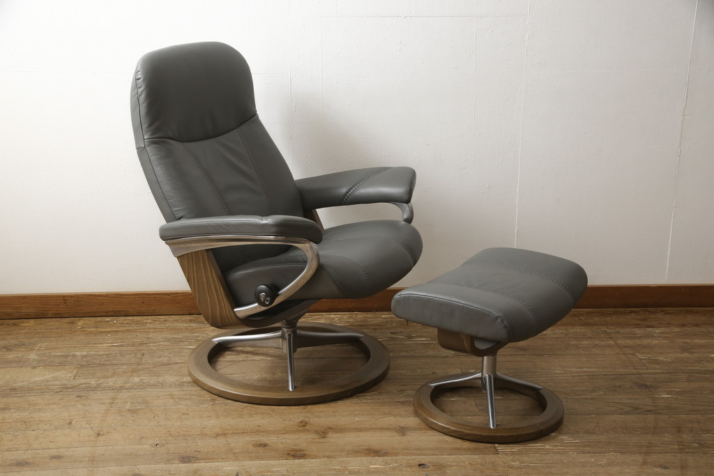 中古　美品　EKORNES(エコーネス)　本革　高級感ある佇まいが魅力的なストレスレスチェア+オットマンのセット(定価約30万円)(リクライニングチェア、アームチェア、一人掛けソファ、1P)(R-058204)