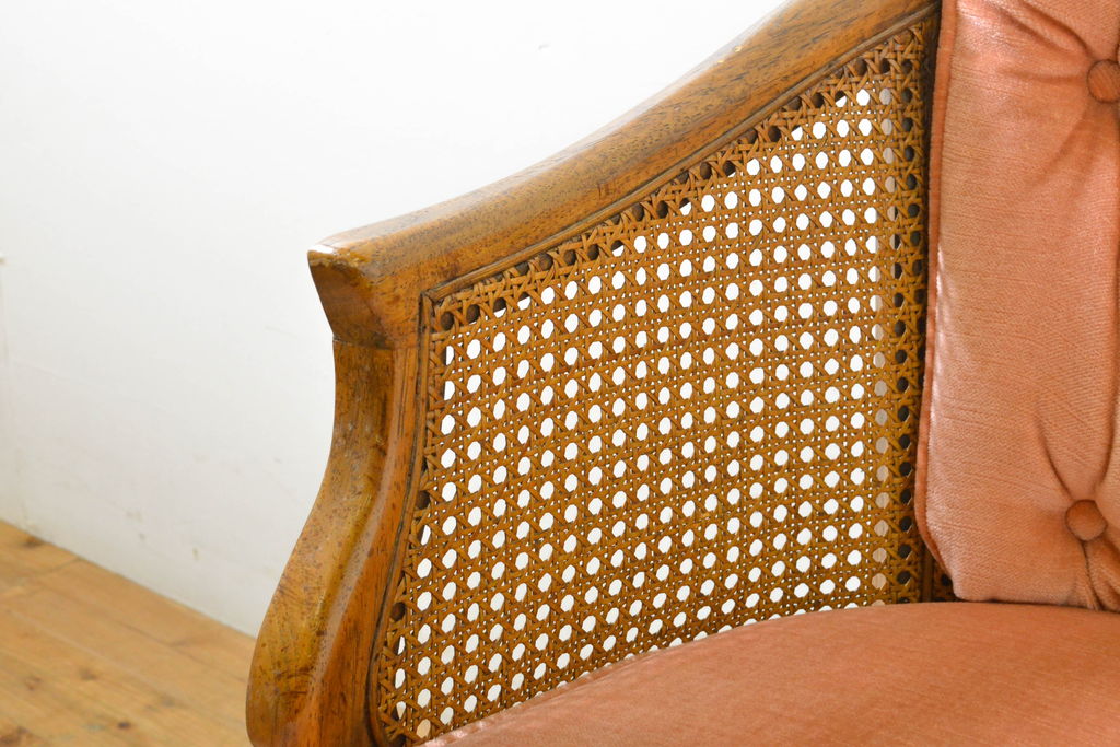 中古　DREXEL HERITAGE(ドレクセルヘリテイジ)　Grand Villa(グランドヴィラ)　くつろぎの時間を演出するキャスター付きアームチェア(椅子、イス、ダイニングチェア)(R-061989)