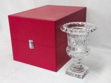 【骨董買取】フランス　Baccarat　バカラ　限定150個　花瓶(フラワーベース、花器、花入、フルレッドクリスタルガラス)を買取りました。