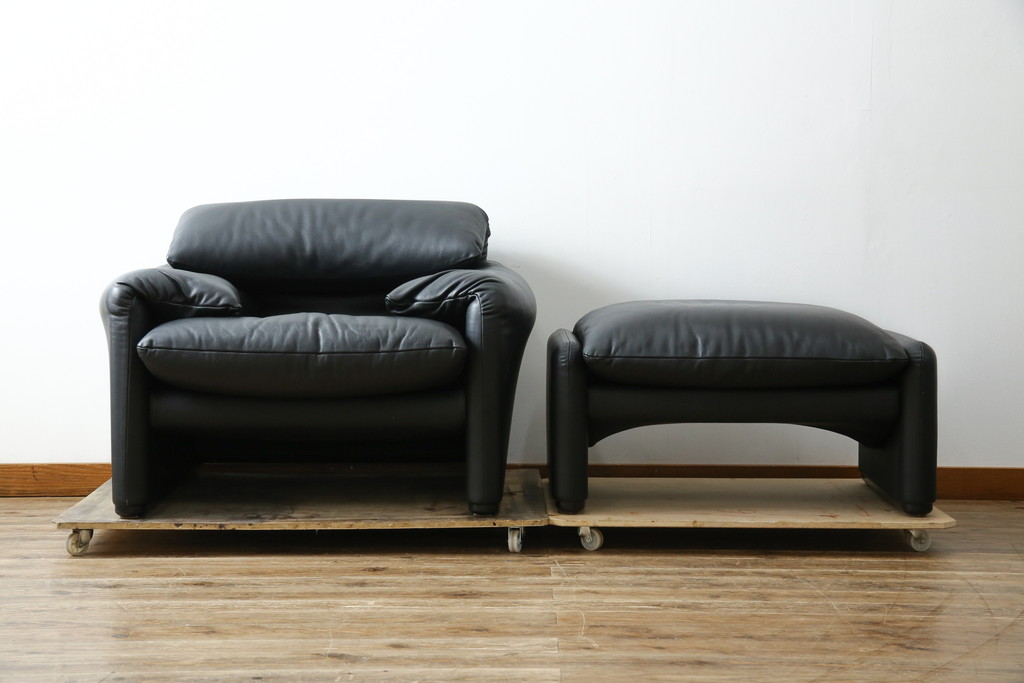 中古　美品　Cassina(カッシーナ)　675　MARALUNGA(マラルンガ)　本革(レザー)　洗練されたモダンデザインと極上の座り心地を兼ね備えた1人掛けソファ+オットマンのセット(ハイバック/ローバック、アームソファ、チェア、椅子、イス、一人掛け、1P、フットスツール)(定価約150万円)(R-084130)