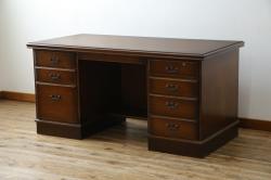 中古　美品　カリモク家具(karimoku)　COLONIAL(コロニアル)シリーズ　カントリースタイルのお部屋作りにおすすめのおしゃれな両袖机(在宅ワーク用、在宅用ワークデスク、書斎机)(定価約27万円)(R-081788)
