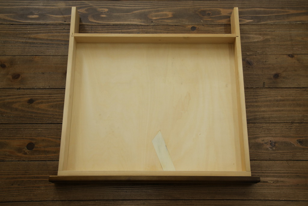 中古　美品　カリモク家具(karimoku)　COLONIAL(コロニアル)シリーズ　カントリースタイルのお部屋作りにおすすめのおしゃれな両袖机(在宅ワーク用、在宅用ワークデスク、書斎机)(定価約27万円)(R-081788)