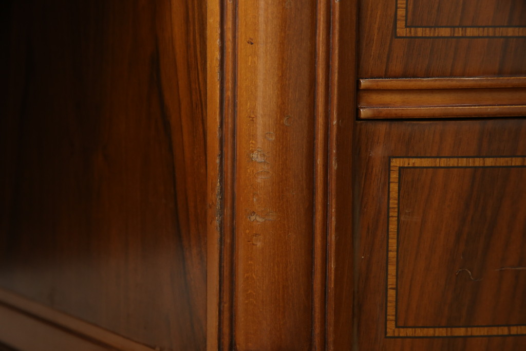 中古　最高級　イタリア製　マホガニー材　象嵌入り　繊細な脚の彫刻や滑らかな曲線が美しい両袖机(定価推定 100万円前後)(プレジデントデスク、ニーホールデスク、在宅ワーク用、テーブル)(R-058251)