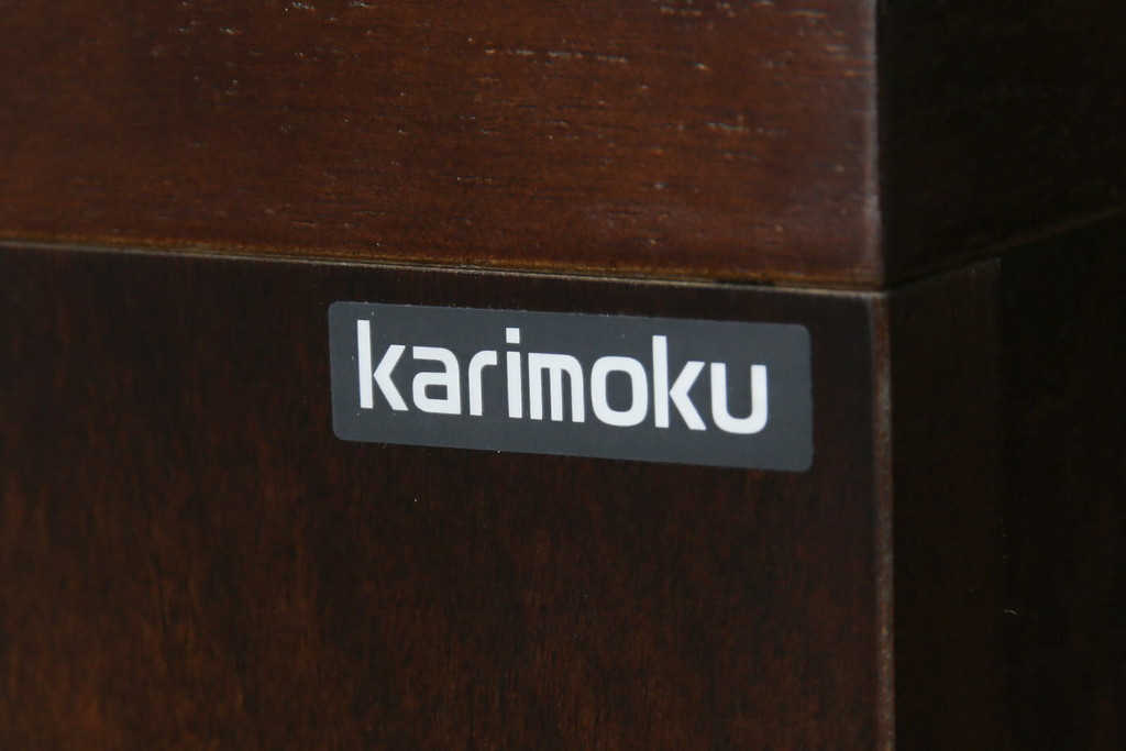 中古　美品　カリモク家具(karimoku)　COLONIAL(コロニアル)シリーズ　QC3607NK　カントリースタイルのお部屋作りにおすすめのおしゃれなオーディオボード(サイドボード、ローボード、収納棚、戸棚)(R-080390)