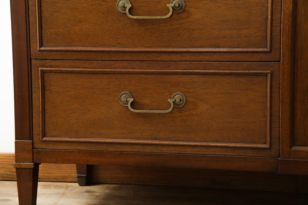 中古　DREXEL HERITAGE(ドレクセルヘリテイジ)　Triune(トライユン)　マホガニー材　上品な佇まいが魅力のサイドボード(サイドチェスト、引き出し、収納棚、米国)(R-082770)