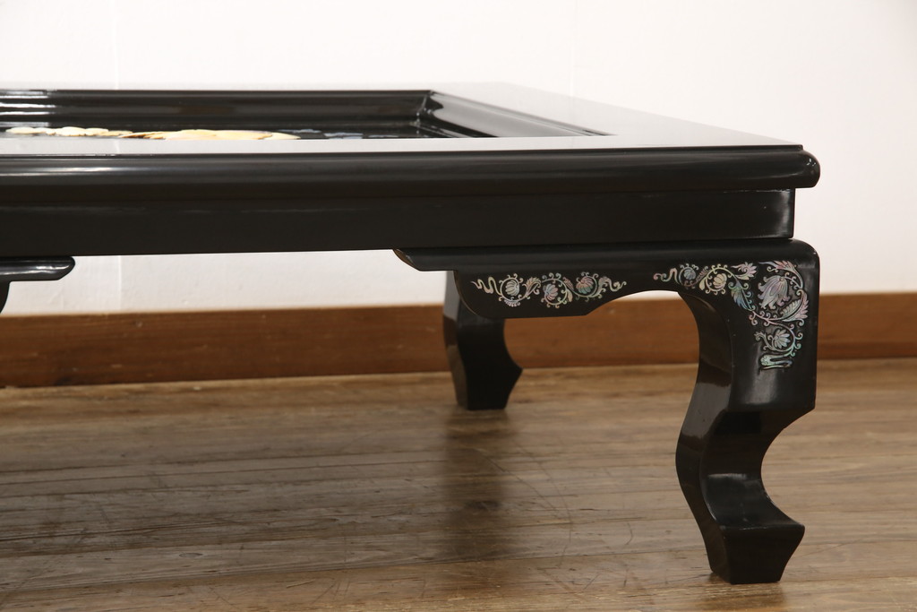 中古　美品　まるで美術品のような螺鈿細工が美しい漆塗り座卓(ローテーブル)(R-058710)